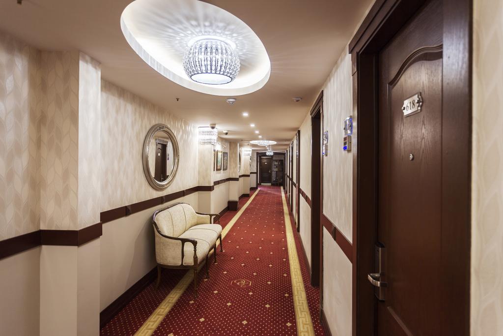 Izmir Palas Hotel Otel