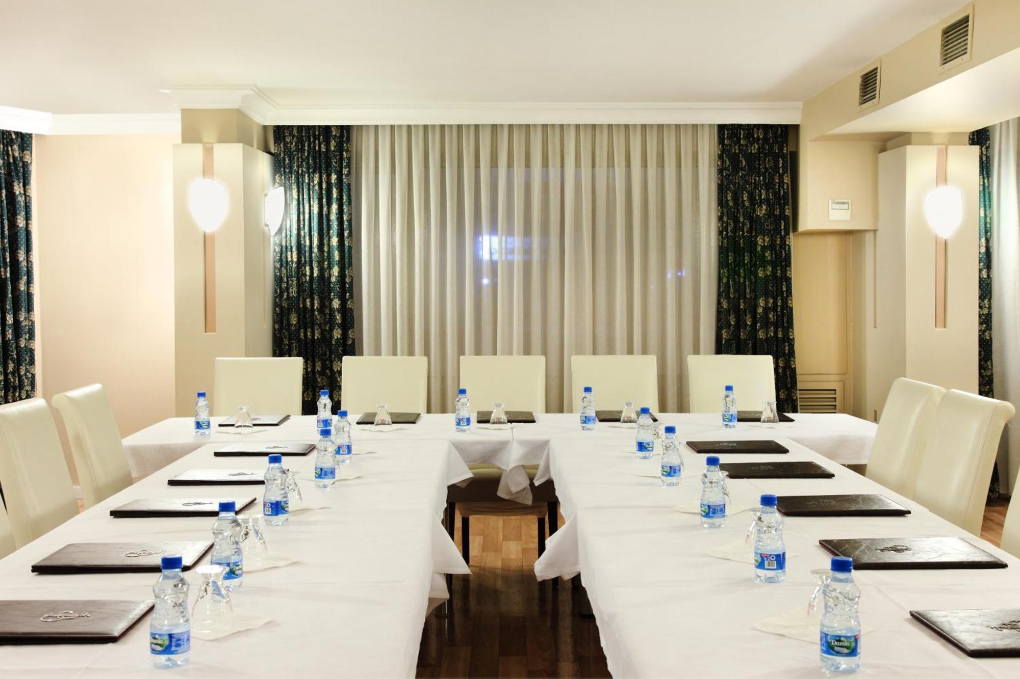 Izmir Palas Hotel Otel İzmir